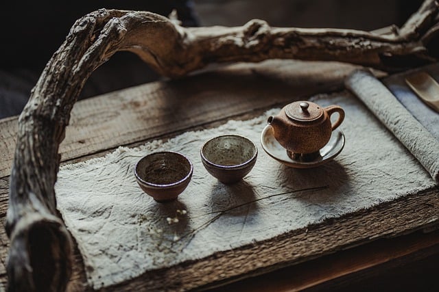 Unleash Refreshing Aromas: Herbal Blend Ideas for Peppermint Tea Lovers