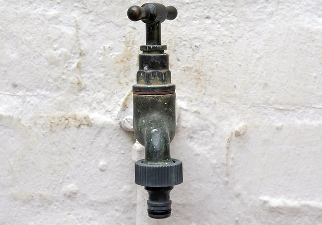 plumbing-640x480-74136462.jpeg