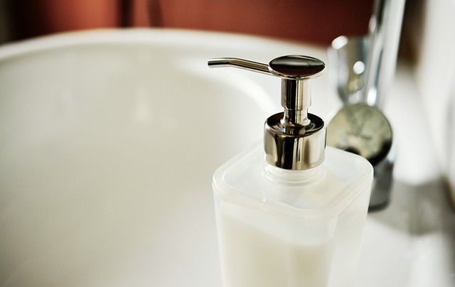 dental-cleaning-640x480-13921965.jpeg