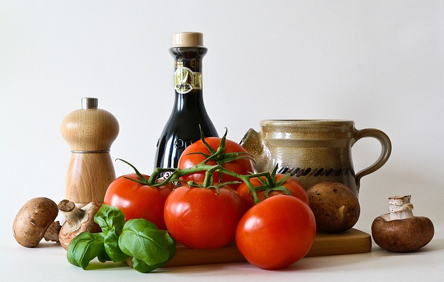local-food-640x480-37699235.jpeg