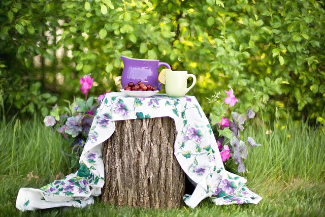 peppermint-tea-640x480-68197743.jpeg