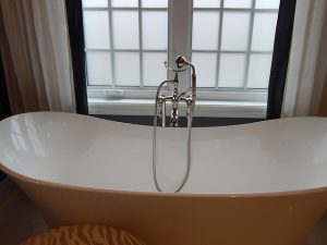plumbing-640x480-44564212.jpeg