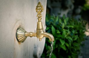 plumbing-640x480-90230709.jpeg