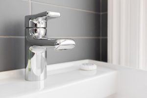 plumbing-services-640x480-9681009.jpeg
