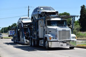truck-crash-injuries-640x480-51340265.jpeg