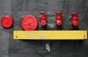 plumbing-640x480-16197807.jpeg