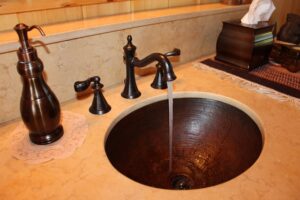 plumbing-640x480-33327184.jpeg