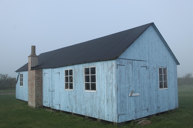 house-640x480-78773485.jpeg