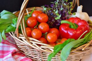 local-food-640x480-55614024.jpeg