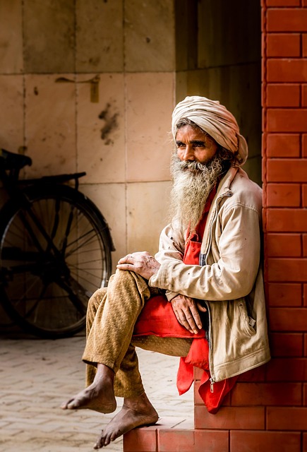 elderly-person-640x480-72341429.jpeg