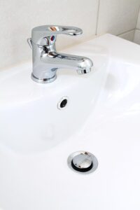 plumbing-640x480-87103659.jpeg
