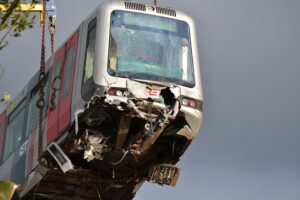 truck-accident-injuries-640x480-54748326.jpeg