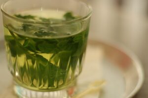 peppermint-tea-640x480-63223846.jpeg