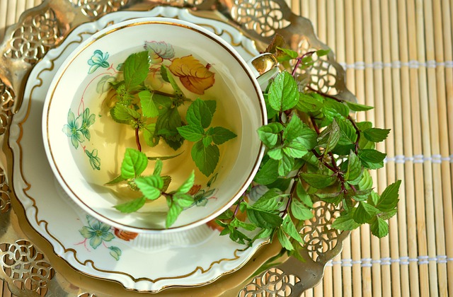 peppermint-tea-640x480-91832334.jpeg