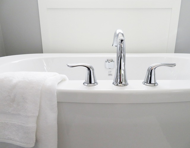 plumbing-services-640x480-38515419.jpeg