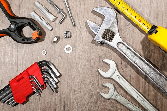 home-repair-640x480-85067774.jpeg