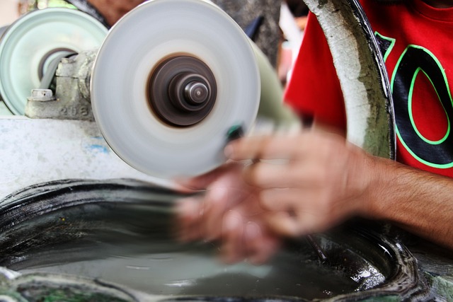 teeth-grinding-solutions-640x480-81302751.jpeg