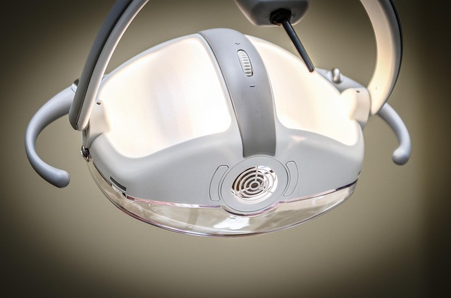 tooth-replacement-640x480-36182050.jpeg