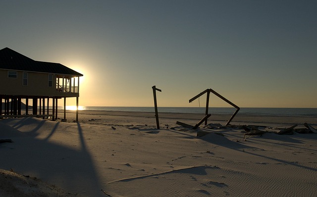 Protect Your Rights After Hurricane Damage: Personal Injuries & Insurance Claims
