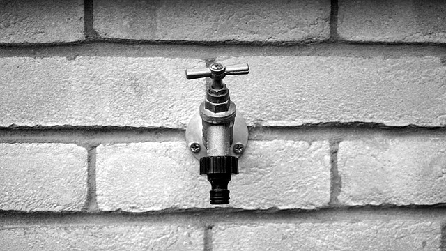 plumbing-640x480-22971984.jpeg